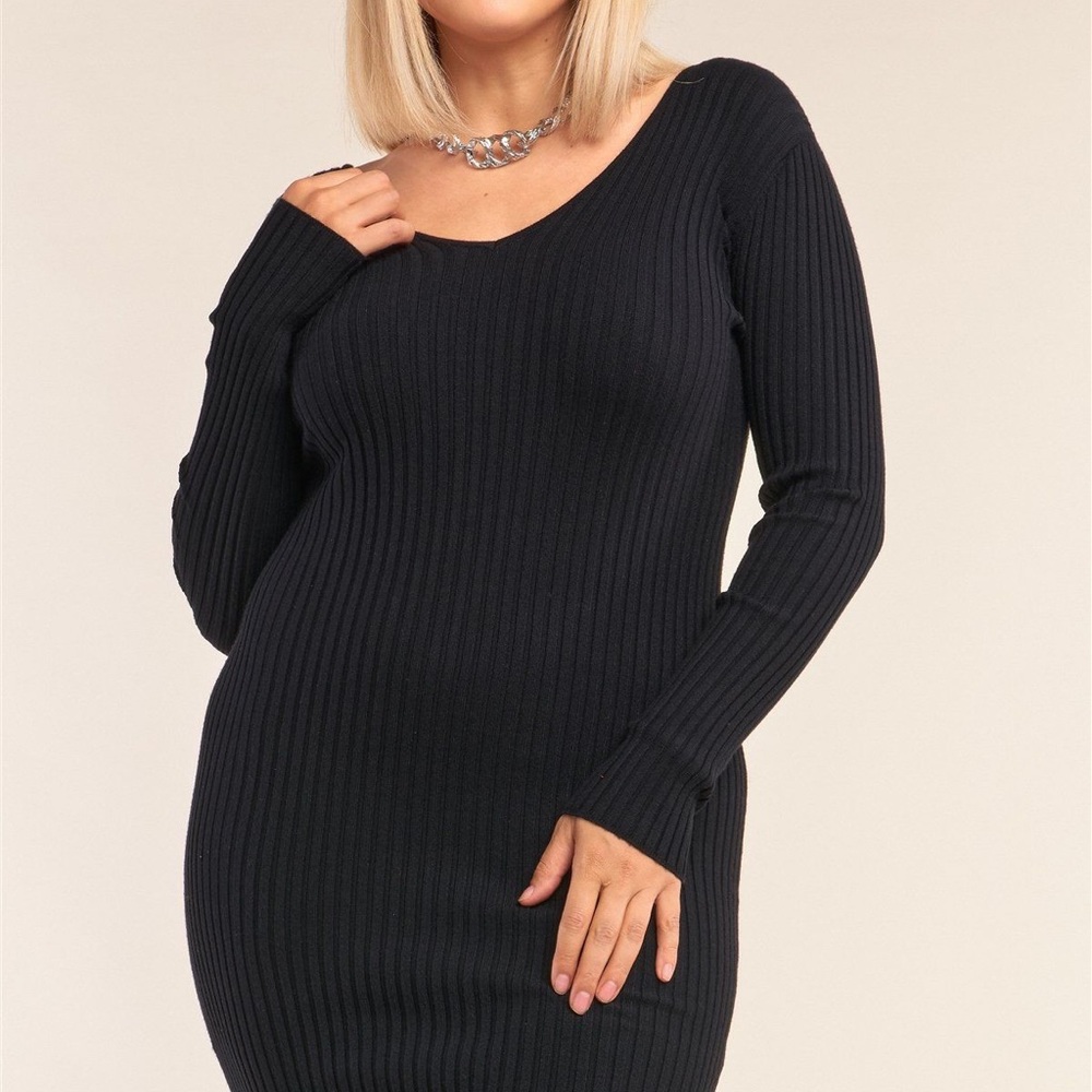 BLACK CROSSOVER SWEATER DRESS